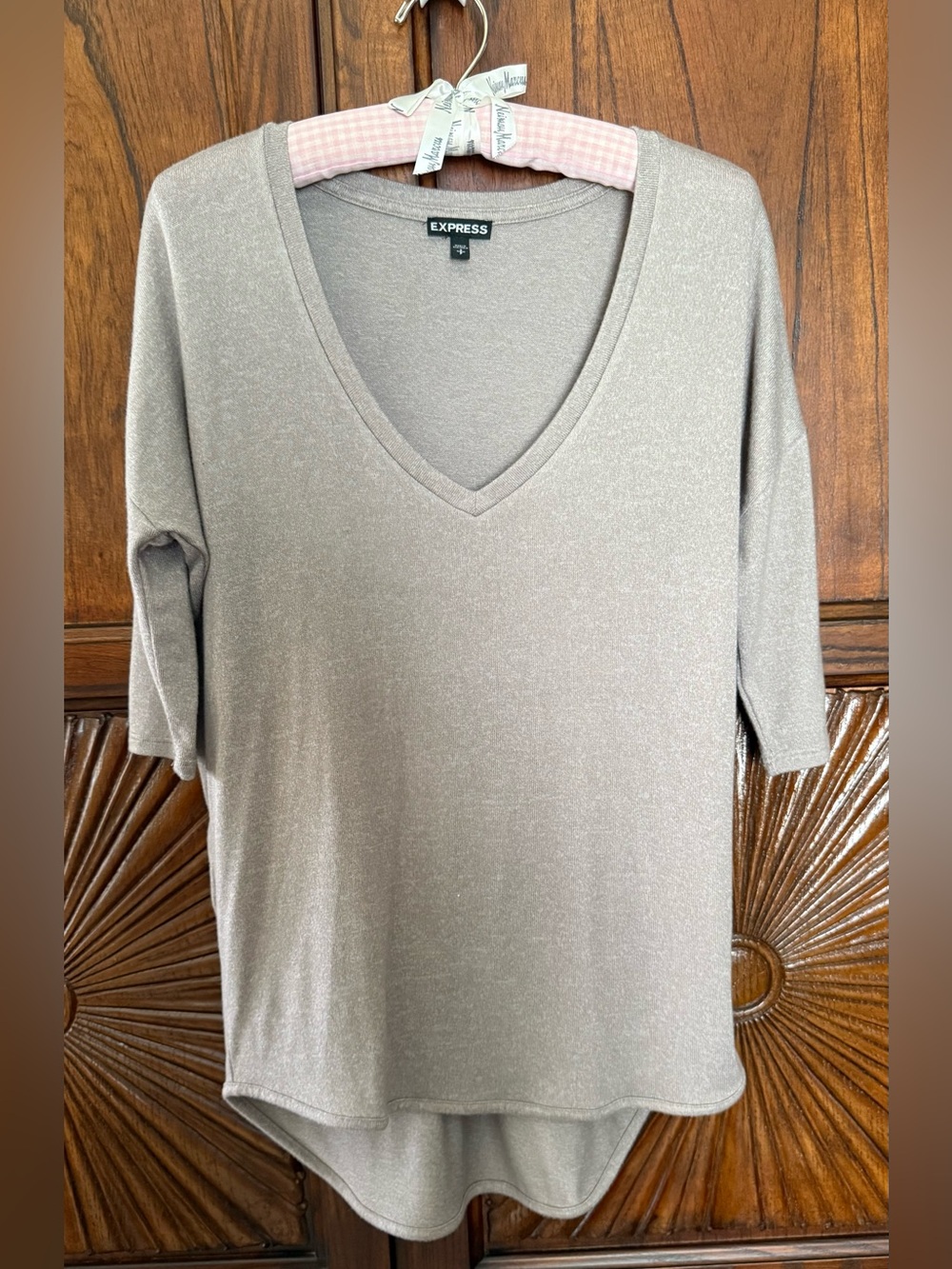 Express Taupe Lightweight V-Neck High-Low Sweater - Size S